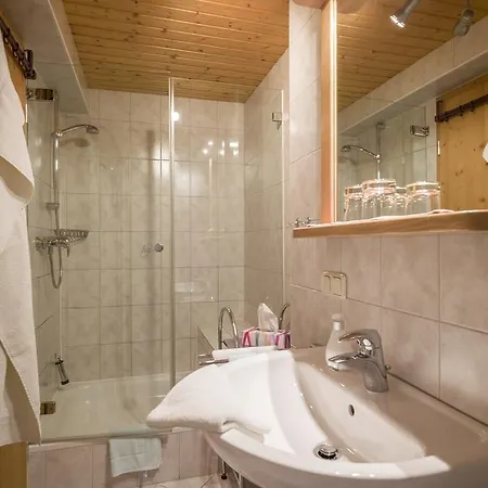 Hotel Garni Wagnerhof 2*